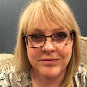 Meet your Posher, Robin